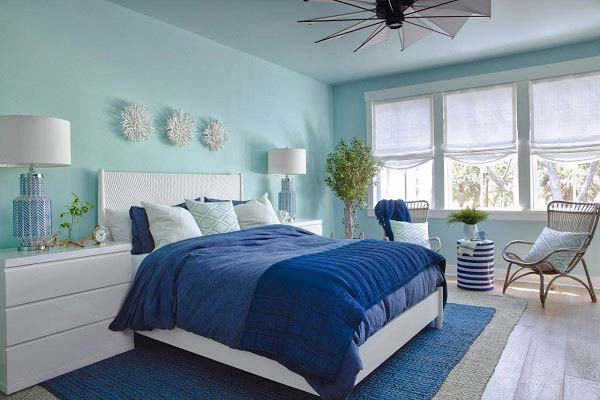 رنگ اتاق خواب بزرگسال آبی با سفید